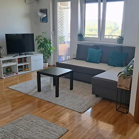 Apartment 442 *